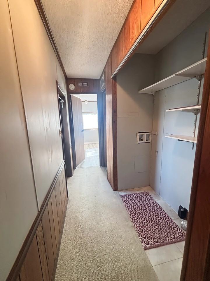 516 Timber Ridge Ln - Photo 3 of 8