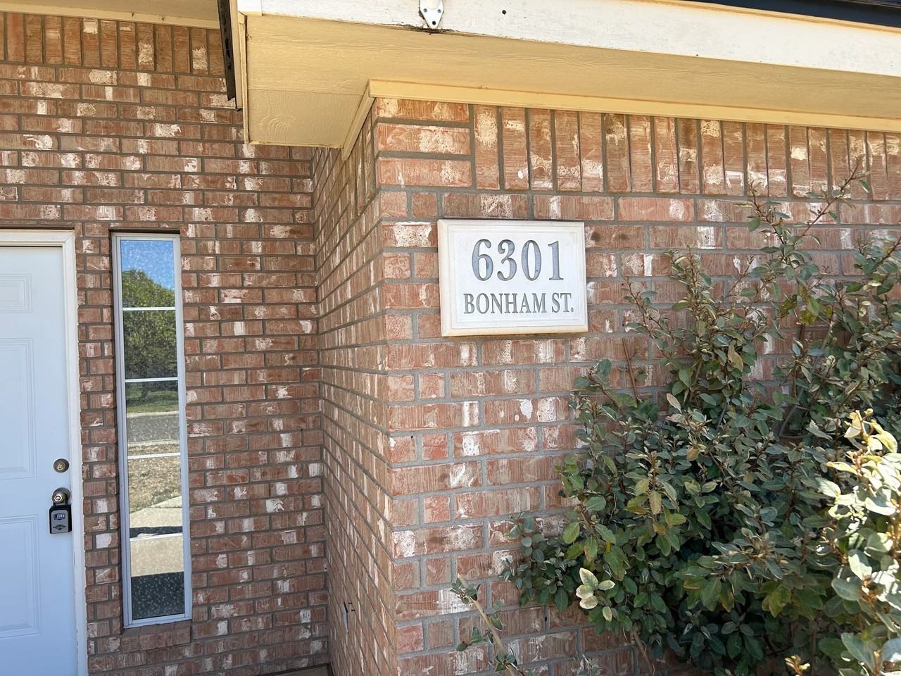 6301 S Bonham St - Photo 2 of 20