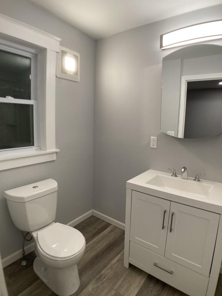 22 Woodleigh Ave #2 - Photo 7 of 11