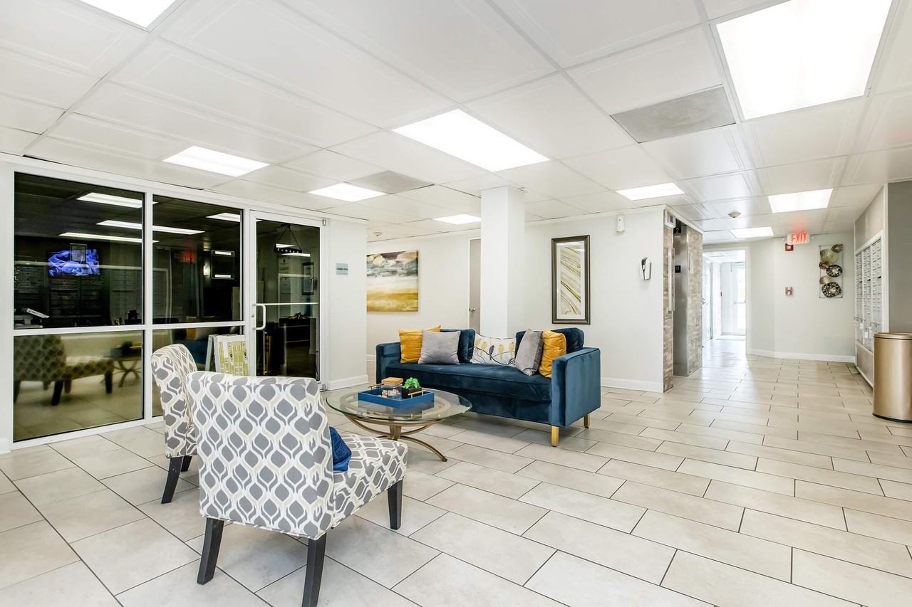 2500 Boca on Federal - Photo 2 of 50