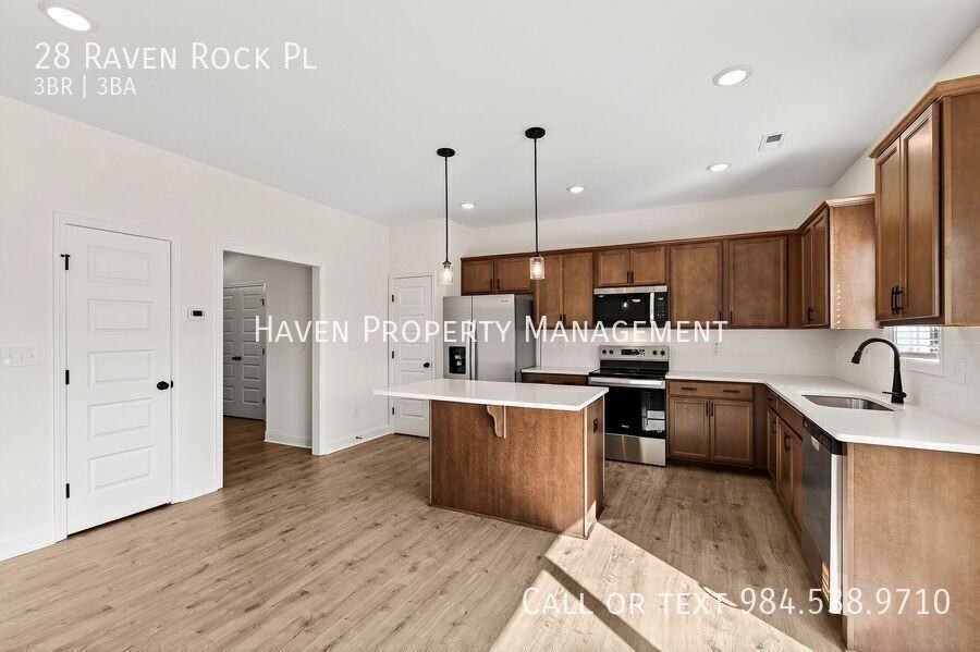 28 Raven Rock Pl - Photo 7 of 44