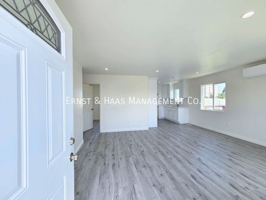 1320 Lewis Ave #B - Photo 2 of 21