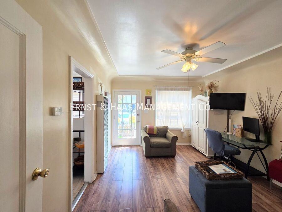 737 Martin Luther King Jr Ave - Photo 3 of 19