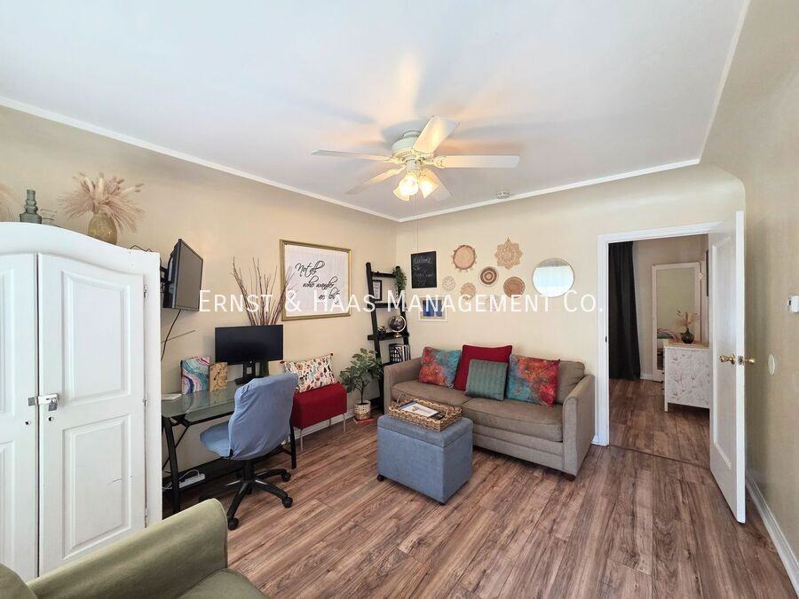 737 Martin Luther King Jr Ave - Photo 4 of 19