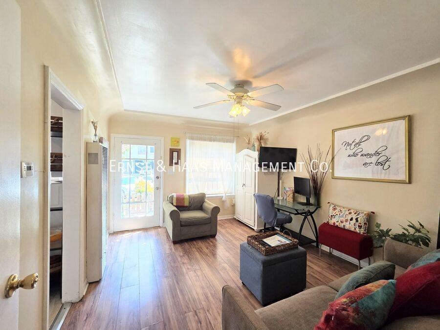 737 Martin Luther King Jr Ave - Photo 6 of 19