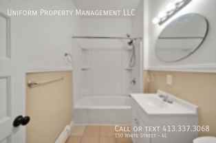 150 White St #4L - Photo 1 of 1