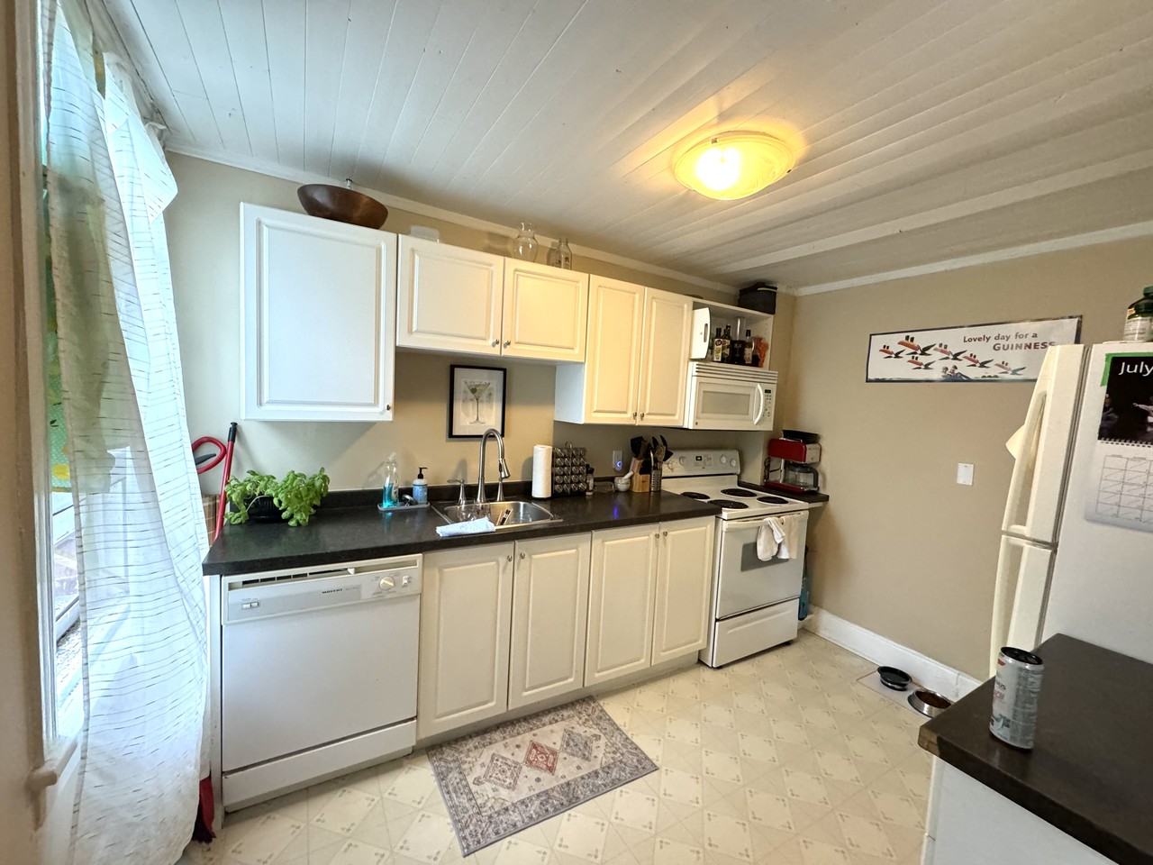 23 Nelson Street #2 - Photo 3 of 6