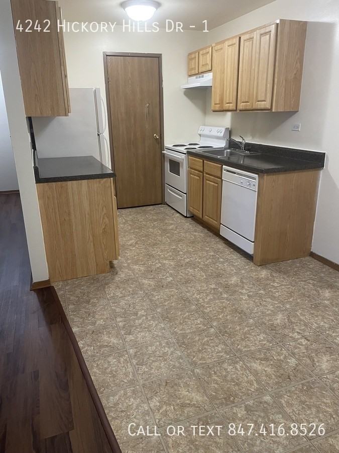 4242 Hickory Hills Dr #1 - Photo 7 of 10