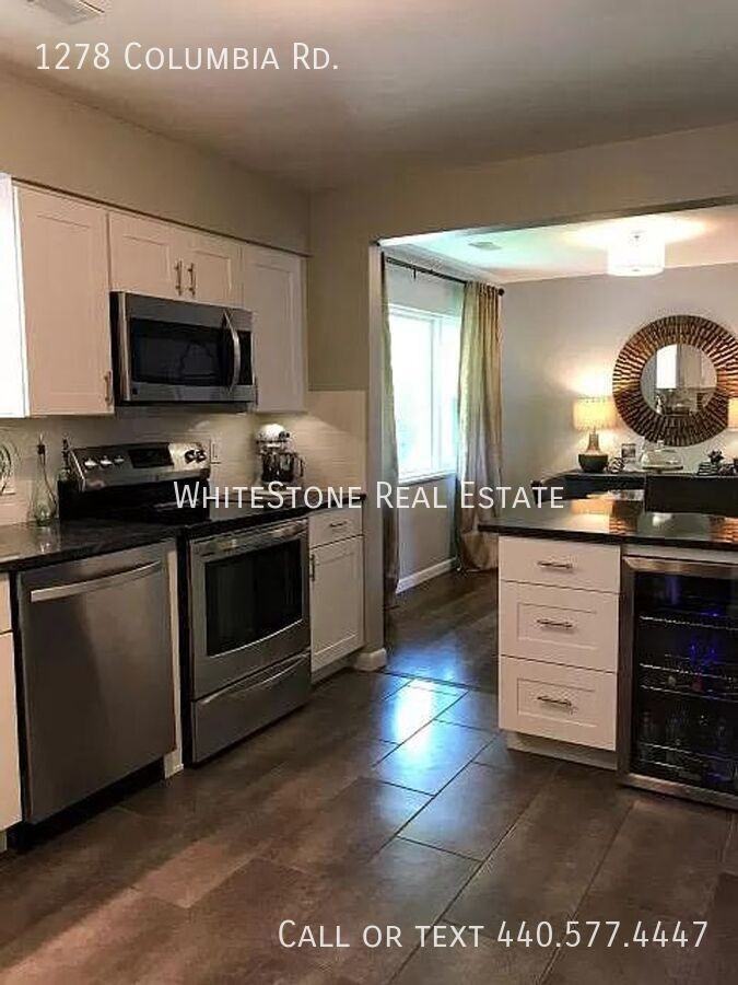 1278 Columbia Rd - Photo 3 of 24