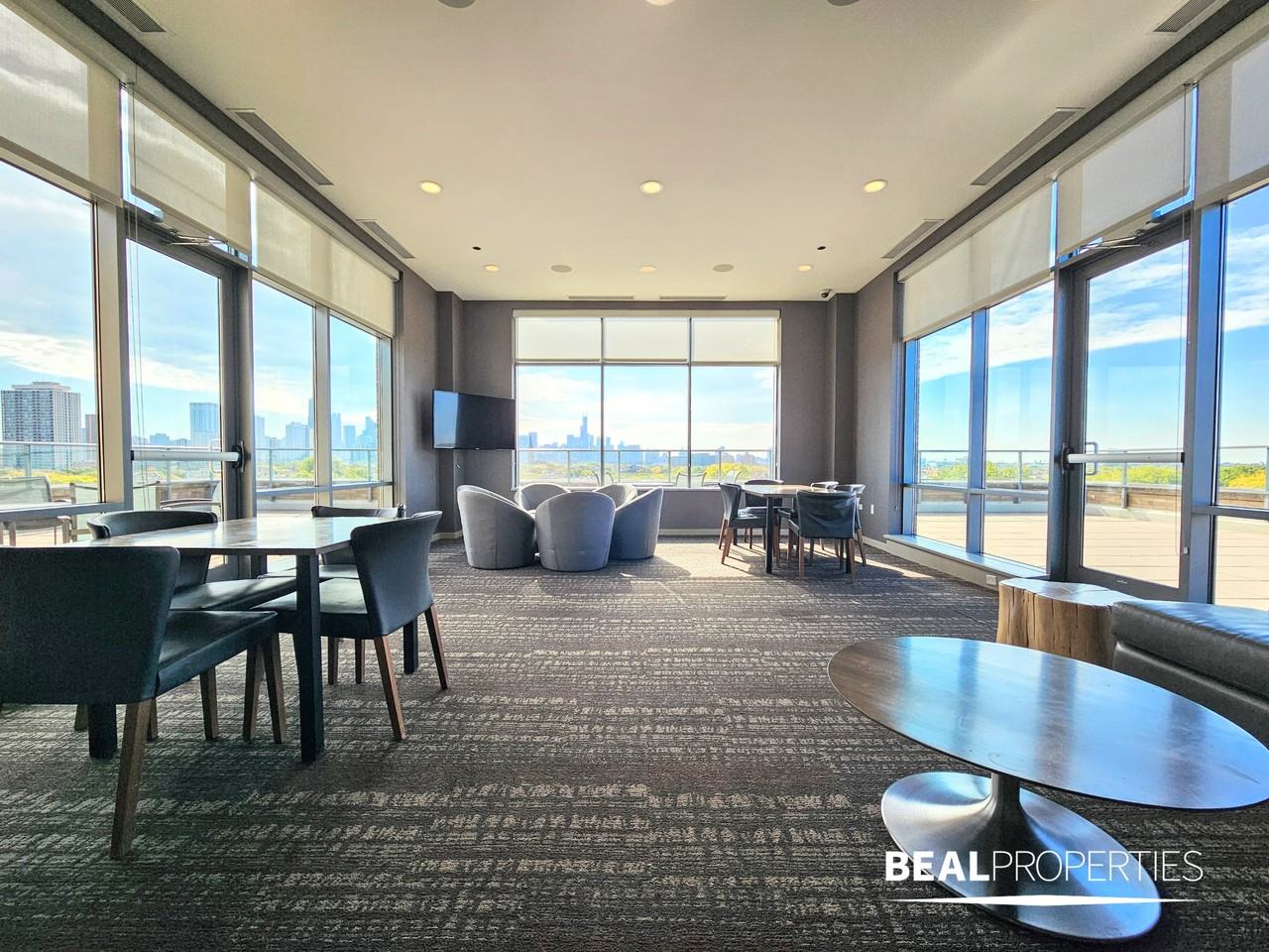 548 W Webster Ave #1 - Photo 4 of 12