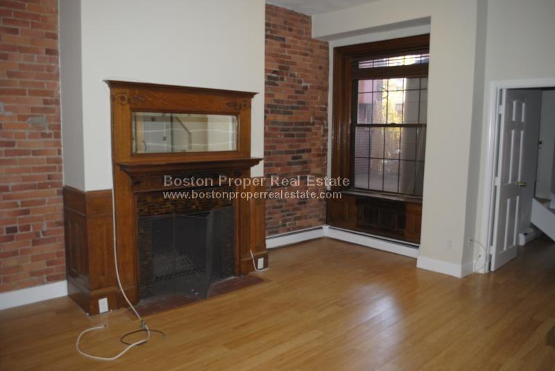 160 Saint Botolph St #3 - Photo 4 of 9