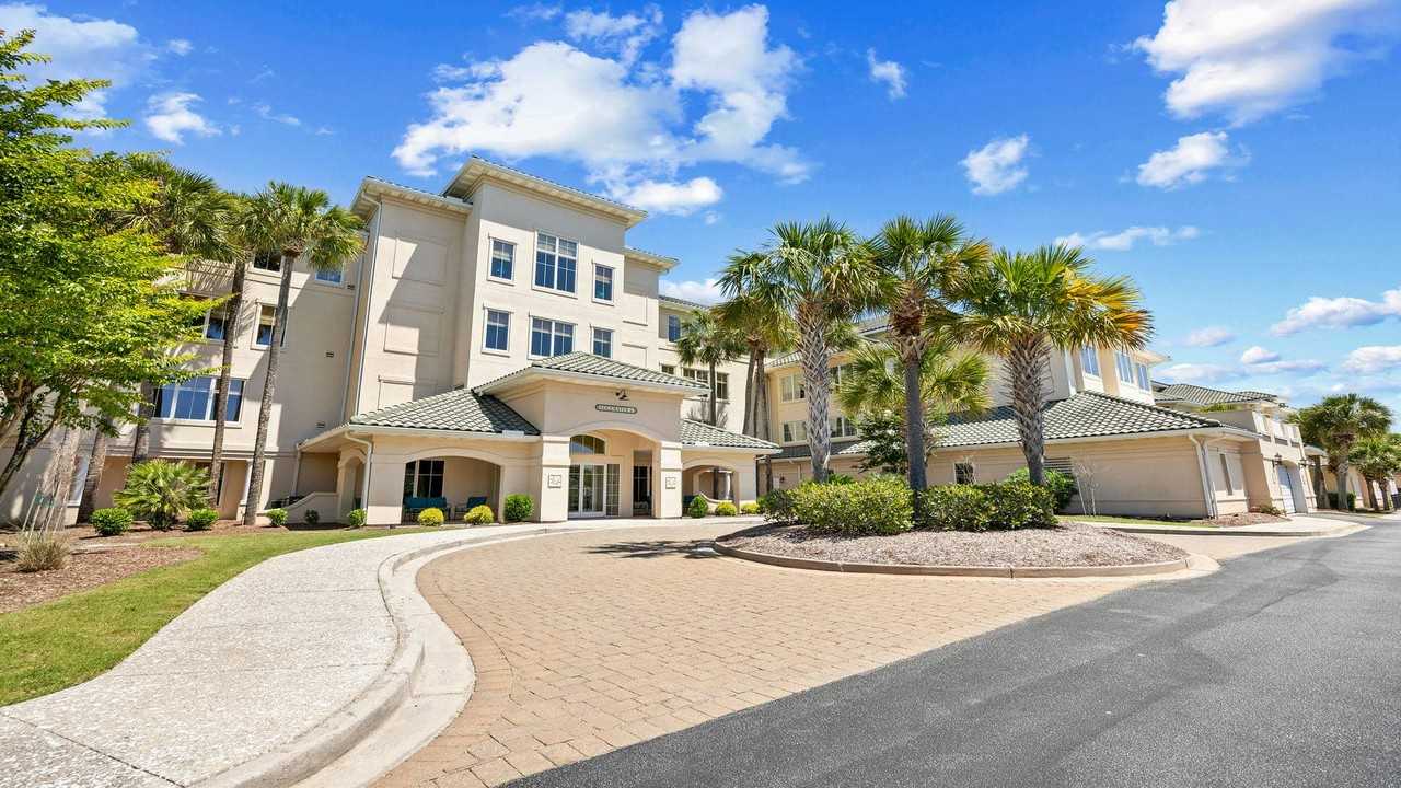 2180 Waterview Dr #646