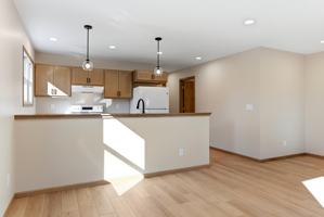 featured image of 313 E Martin St #1