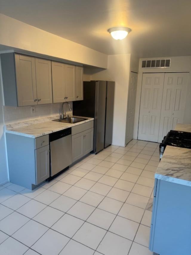 1607 Edison Glen Ter #1607 - Photo 3 of 17