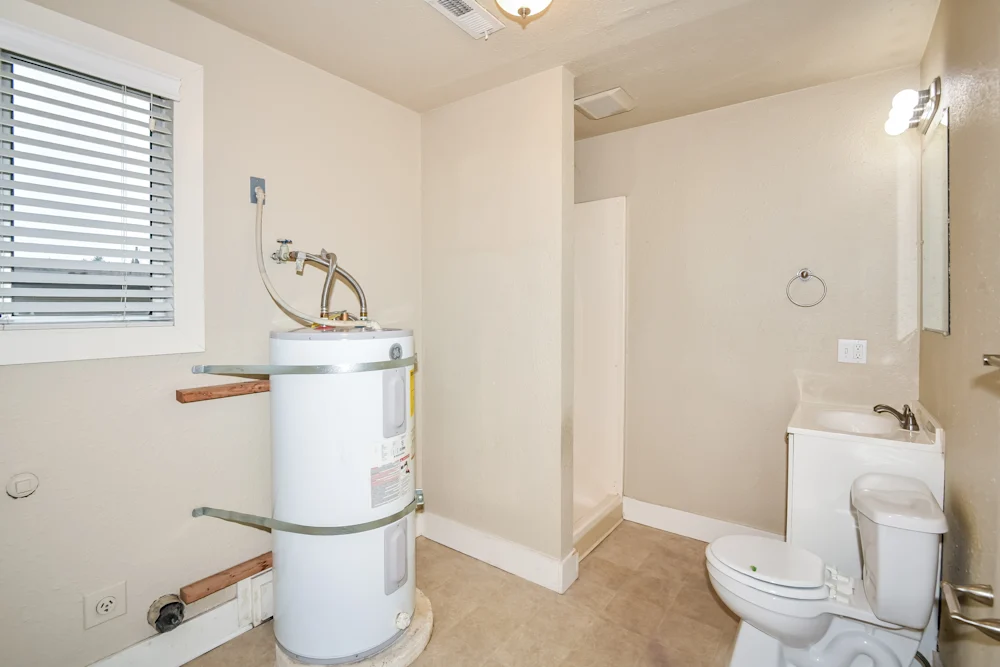 7021 87th St Sw #NA - Photo 3 of 8