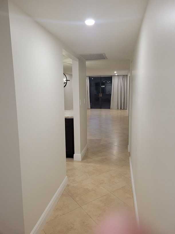 1040 Windward Dr #NA - Photo 5 of 27