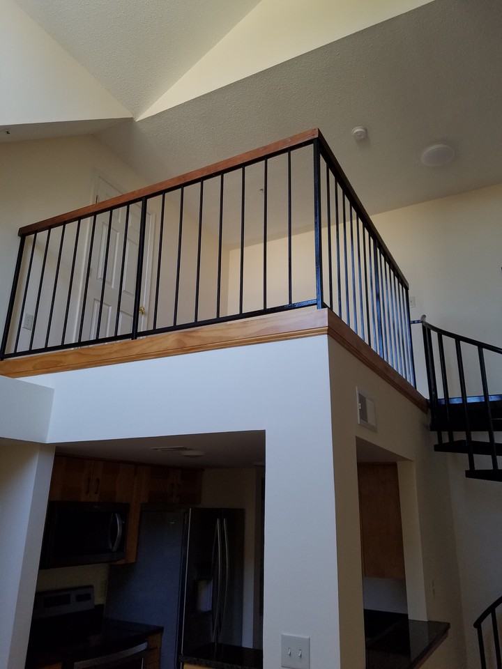 921 Westhaven Dr #303 - Photo 6 of 15