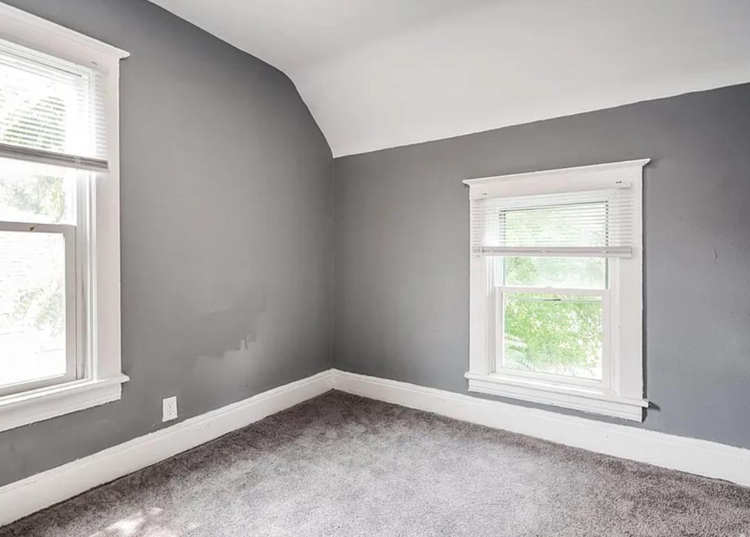 1207 E Indiana Ave #NA - Photo 2 of 8