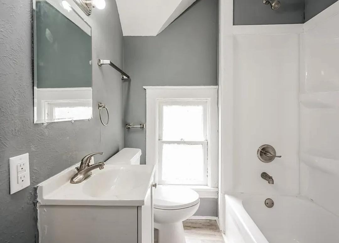 1207 E Indiana Ave #NA - Photo 3 of 8