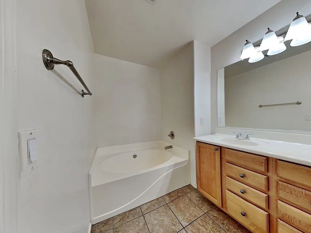 10994 W Mckinley St #NA - Photo 5 of 7