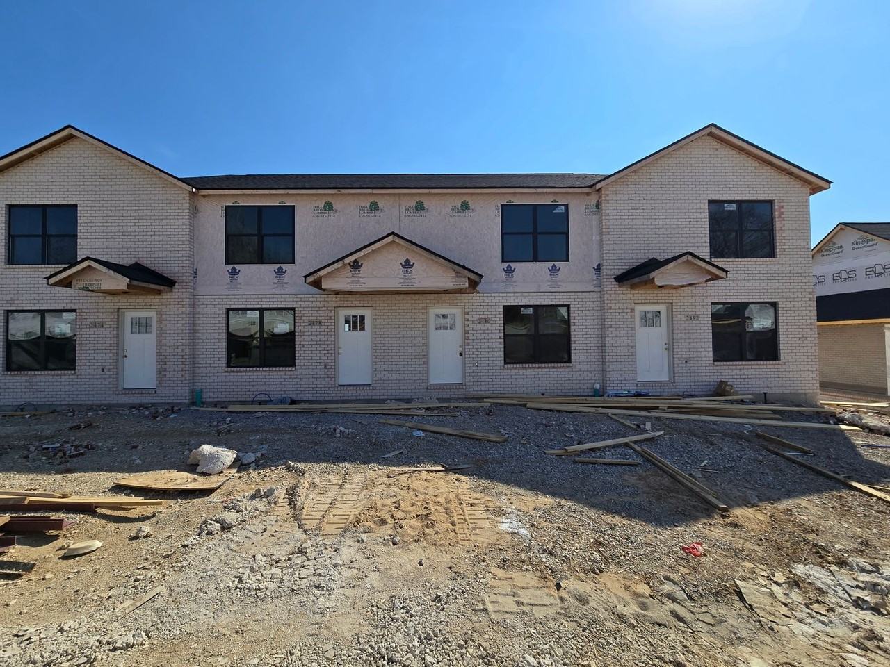 Ellisville Enclave - Photo 2 of 12