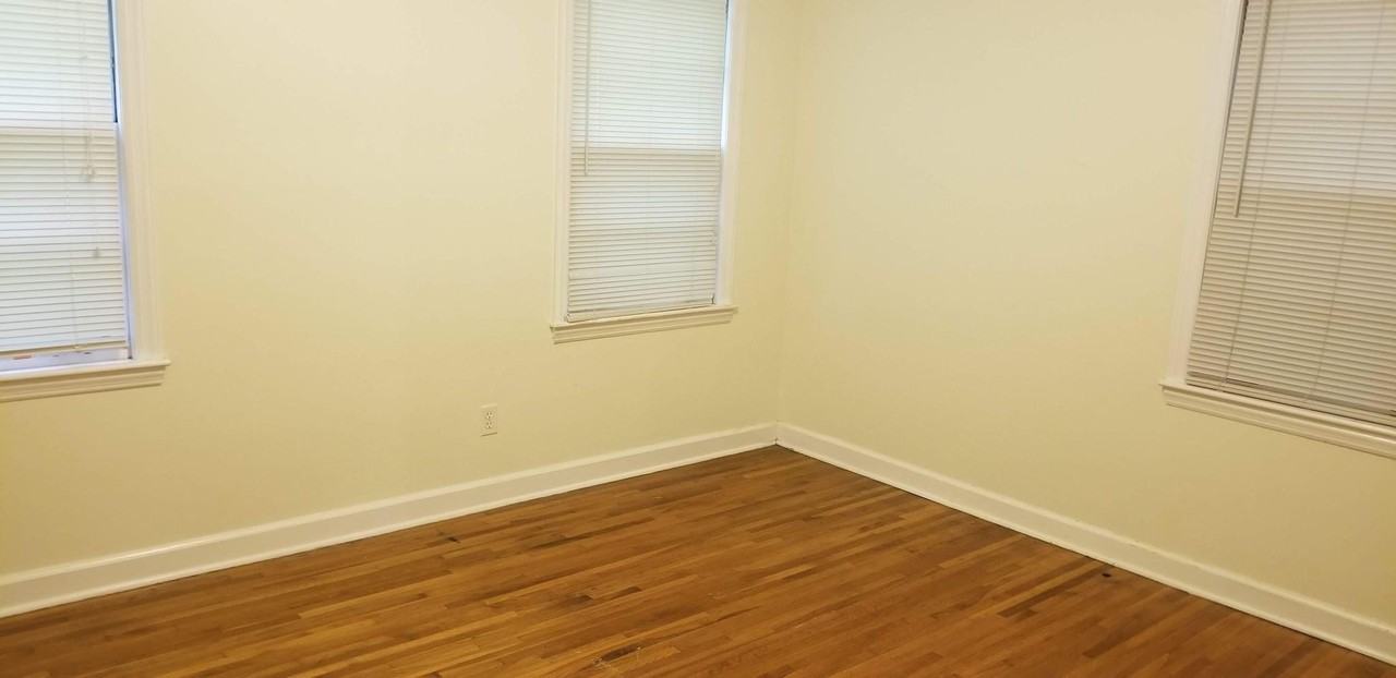 541 S Reese St #NA - Photo 4 of 10