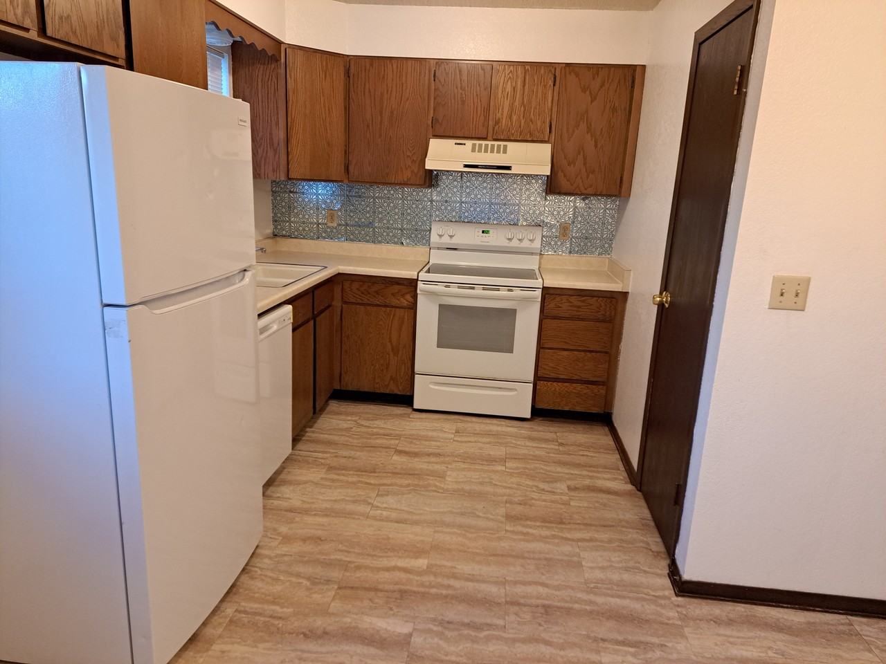 1203 Centennial Dr - Photo 6 of 13