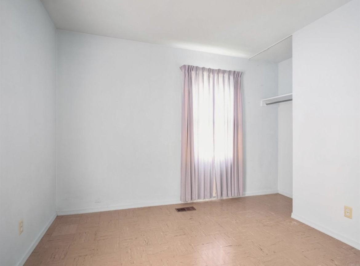 6302 Chatham Dr #NA - Photo 3 of 35