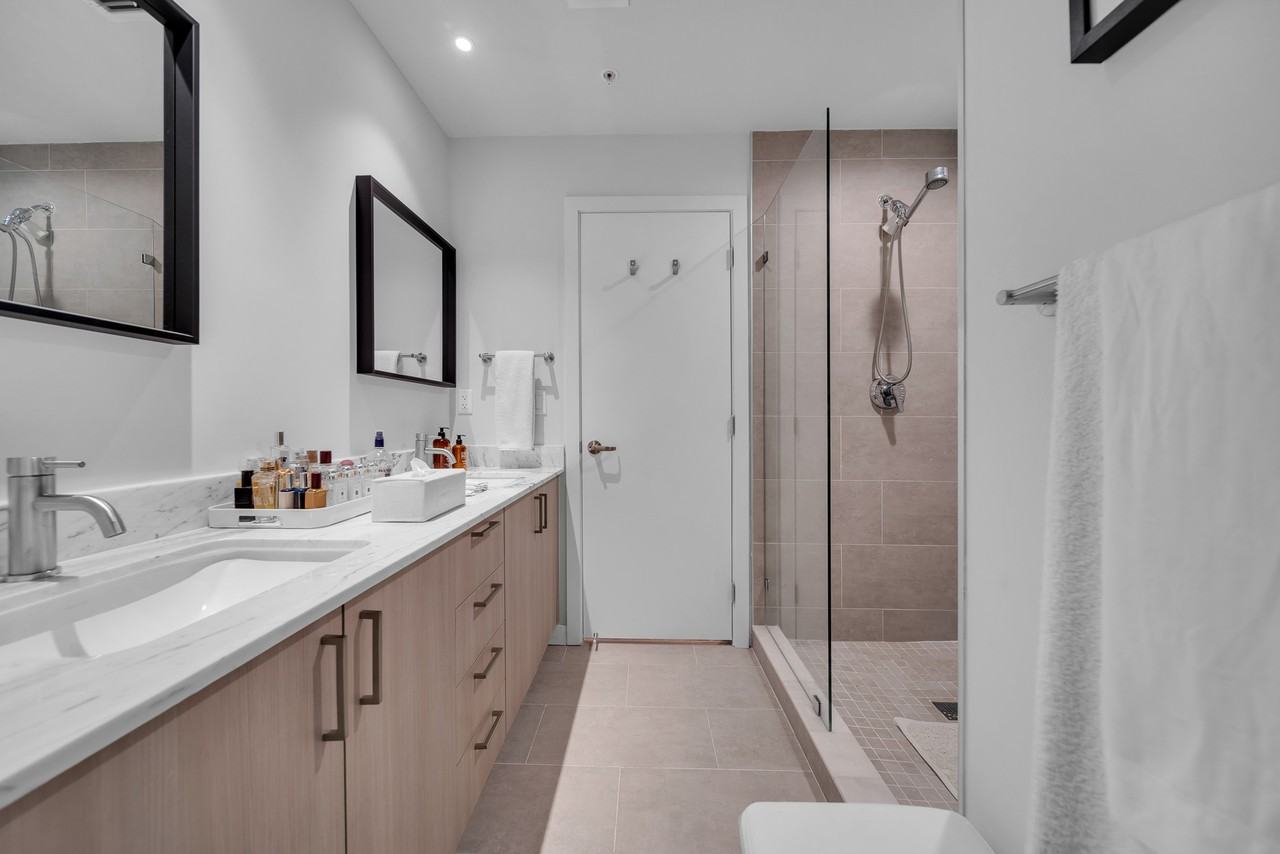 320 Ne 126th St #31 - Photo 5 of 15