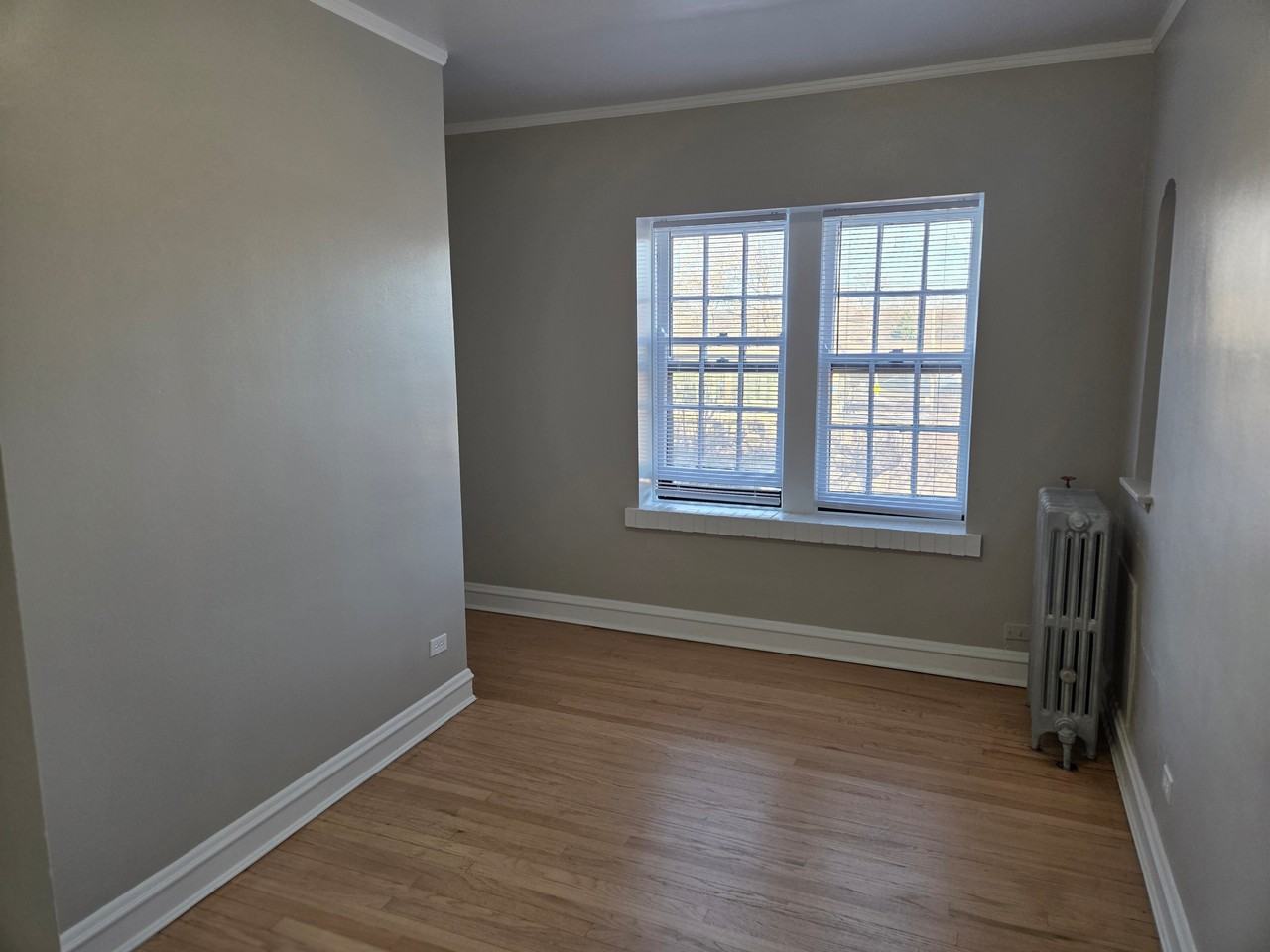 2559 Flossmoor Road #304 - Photo 5 of 19