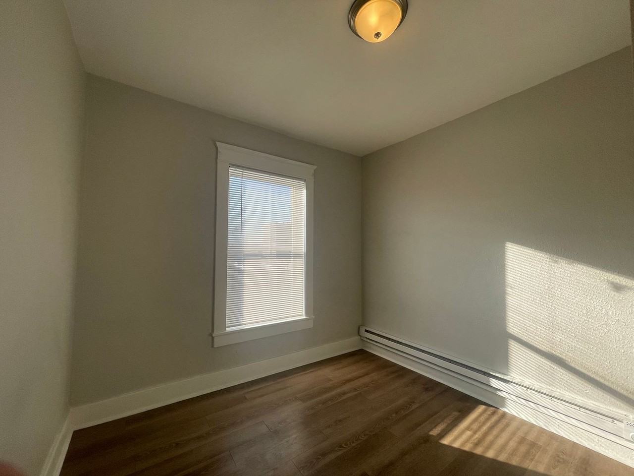 Lascelle Studio Suites - Photo 5 of 8