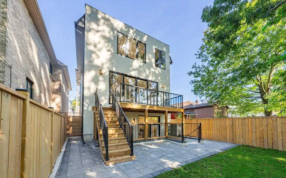 5 Holborne Ave - Photo 2 of 19