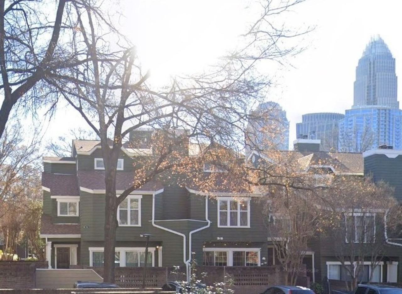 425 W 8th St #94 - Photo 2 of 12