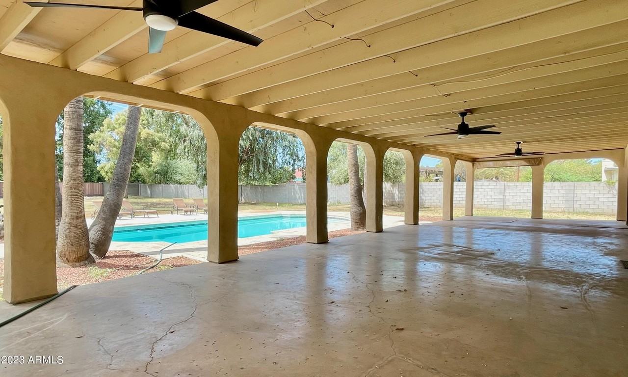 5337 E Thunderbird Rd - Photo 4 of 22