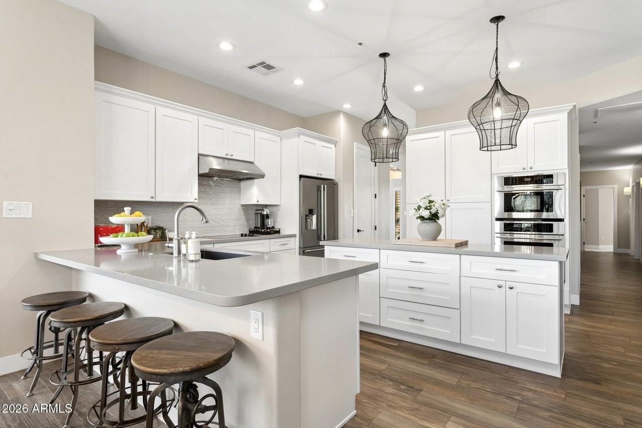 7518 E Bent Tree Dr - Photo 2 of 50