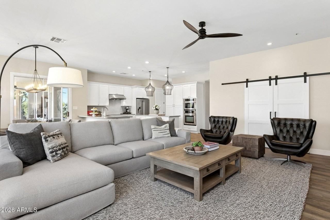 7518 E Bent Tree Dr - Photo 4 of 50