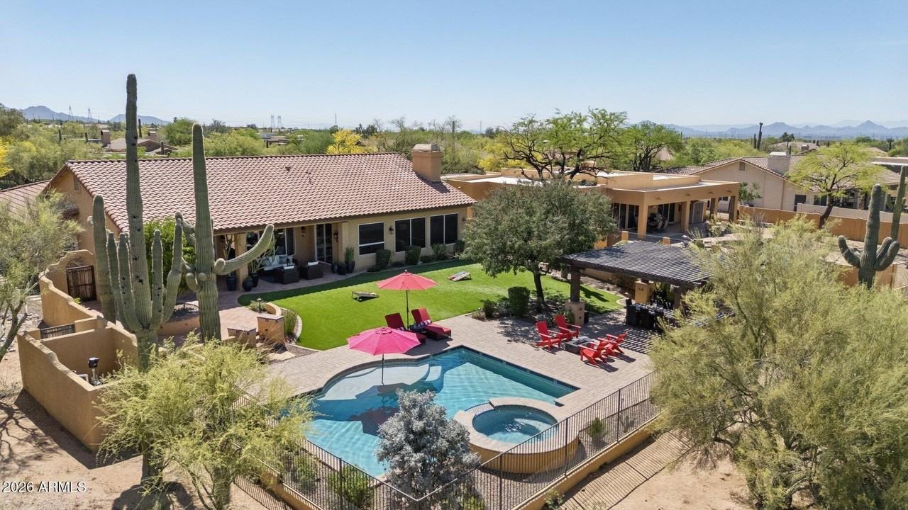 7518 E Bent Tree Dr - Photo 6 of 50