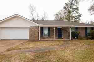 featured image of 5108 Twin Oaks