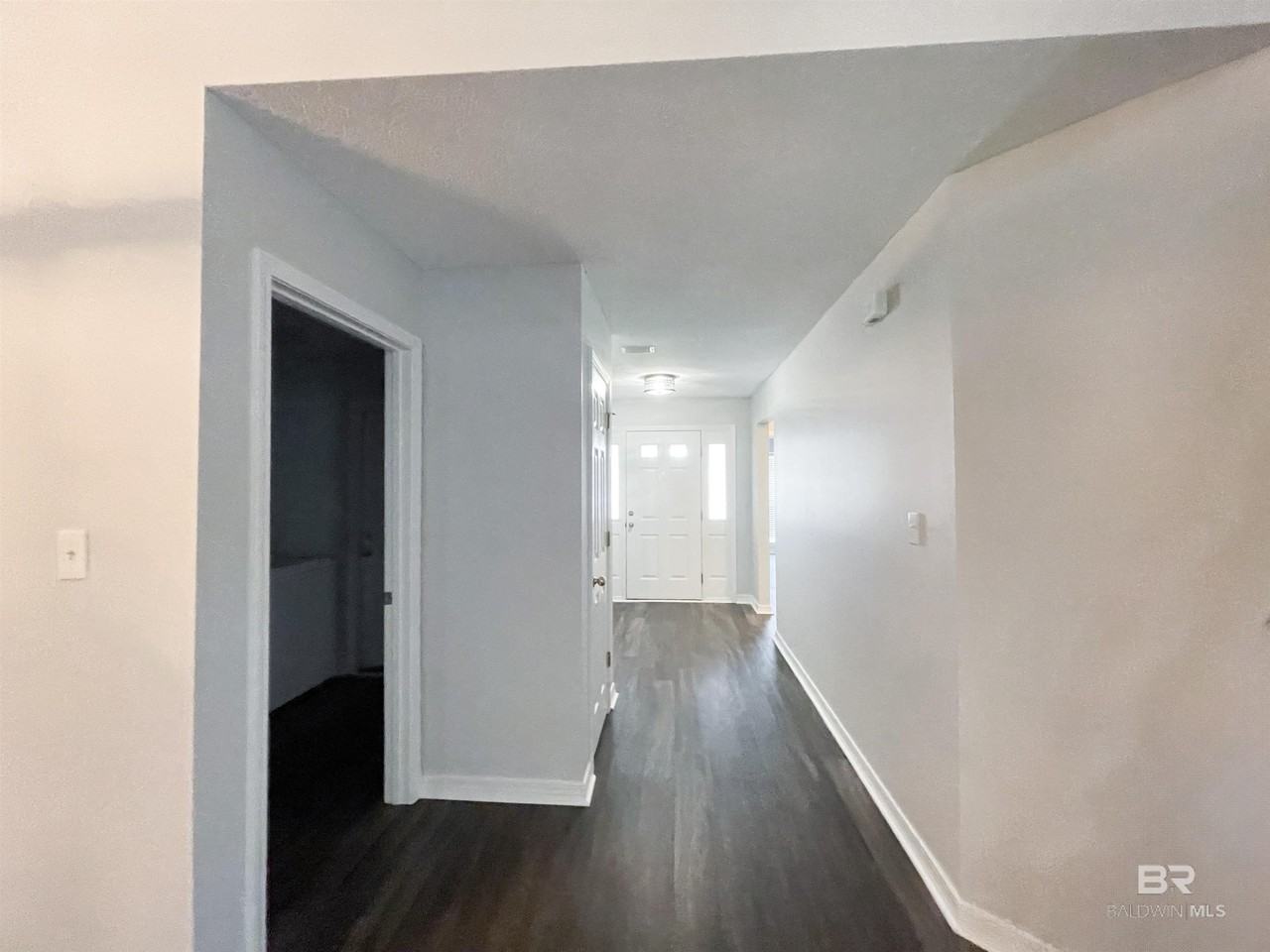 117 Kemper Ln - Photo 4 of 19