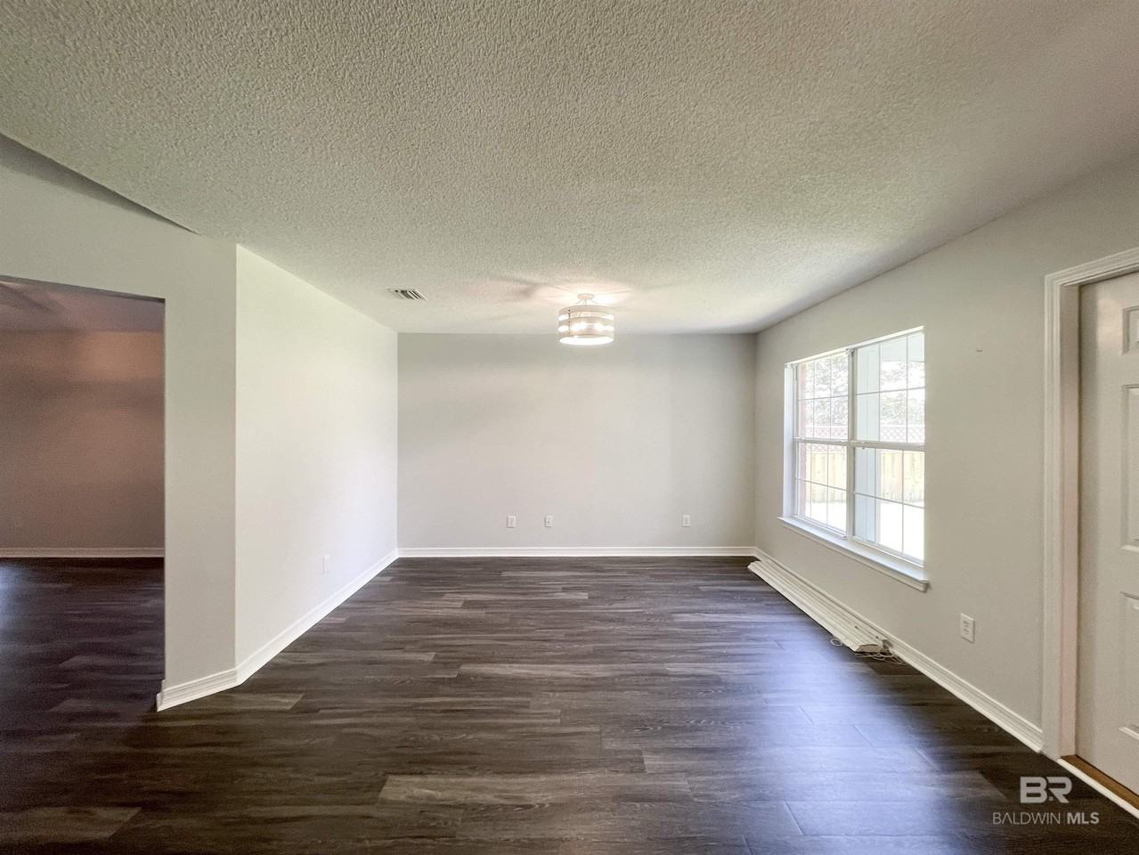 117 Kemper Ln - Photo 6 of 19