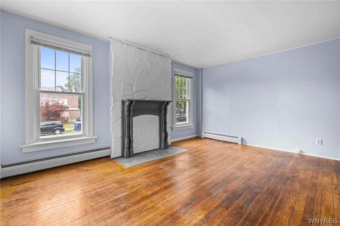 619 619 Elmwood Apt 2 Avenue - Photo 4 of 14