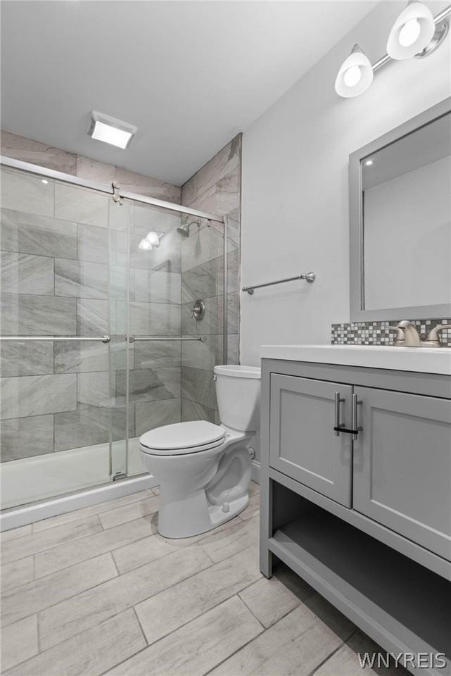 619 619 Elmwood Apt 2 Avenue - Photo 5 of 14