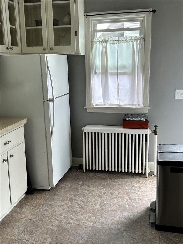 600 Mcdowell Pl - Photo 6 of 11