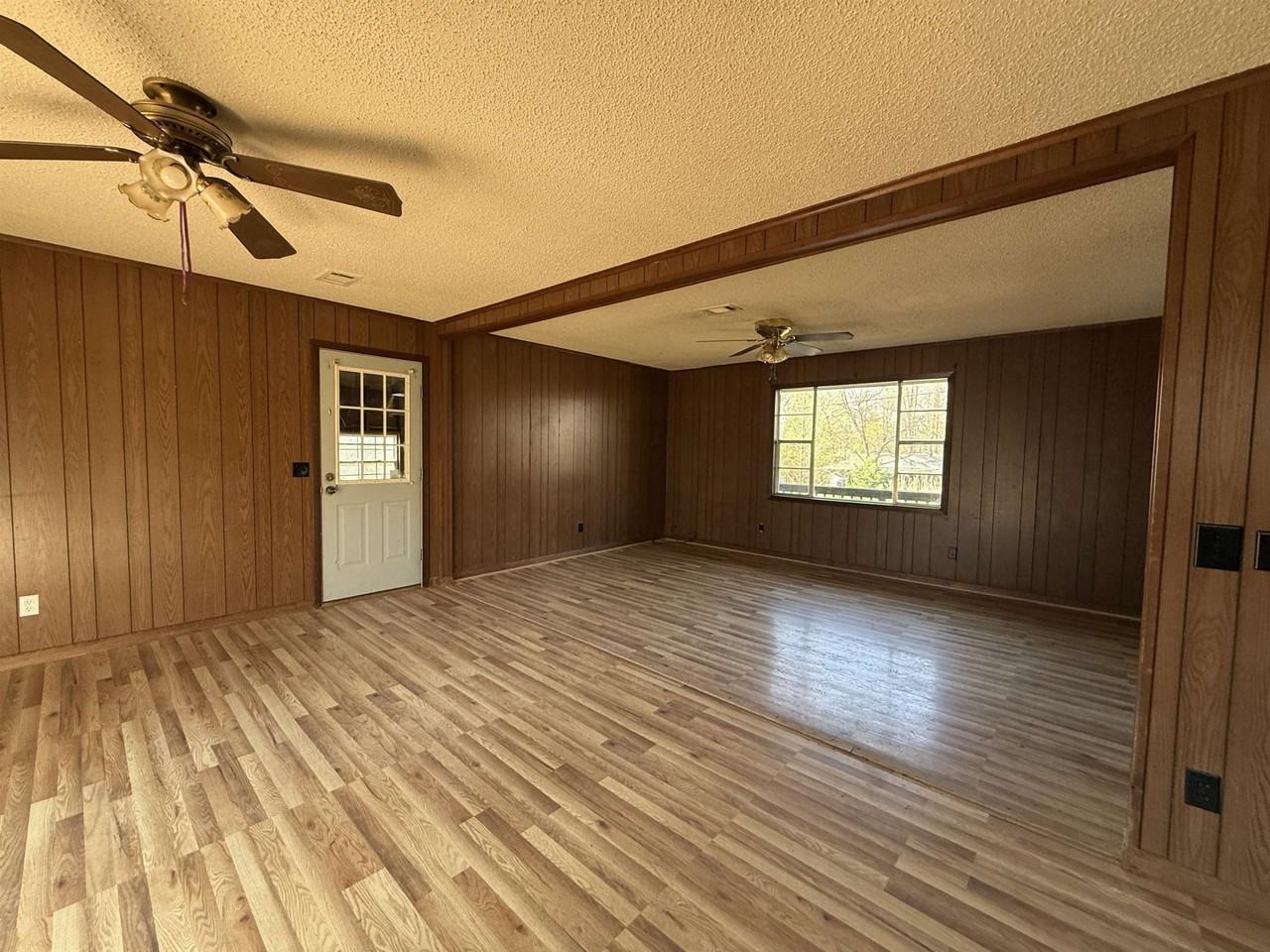 197 Deer Run Dr - Photo 6 of 11