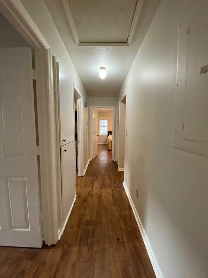 6237 Olde Towne Dr Apt B - Photo 5 of 12