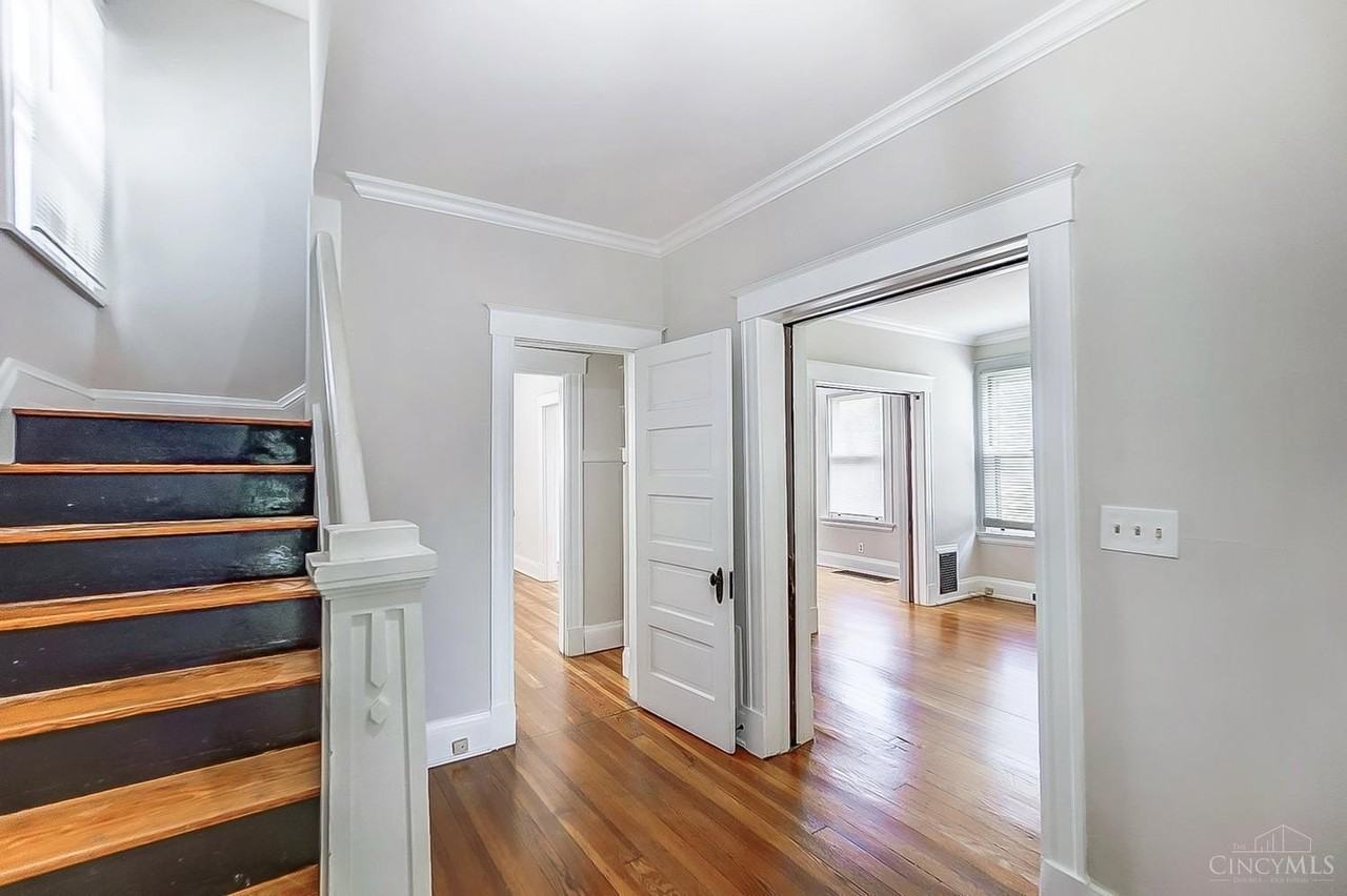 2846 Minot Ave - Photo 5 of 38