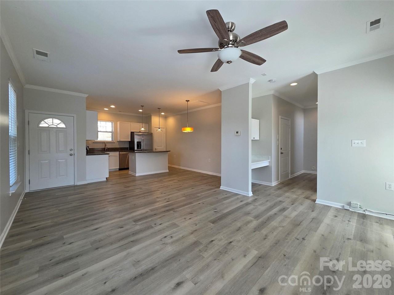 15437 Coventry Court Ln - Photo 4 of 28