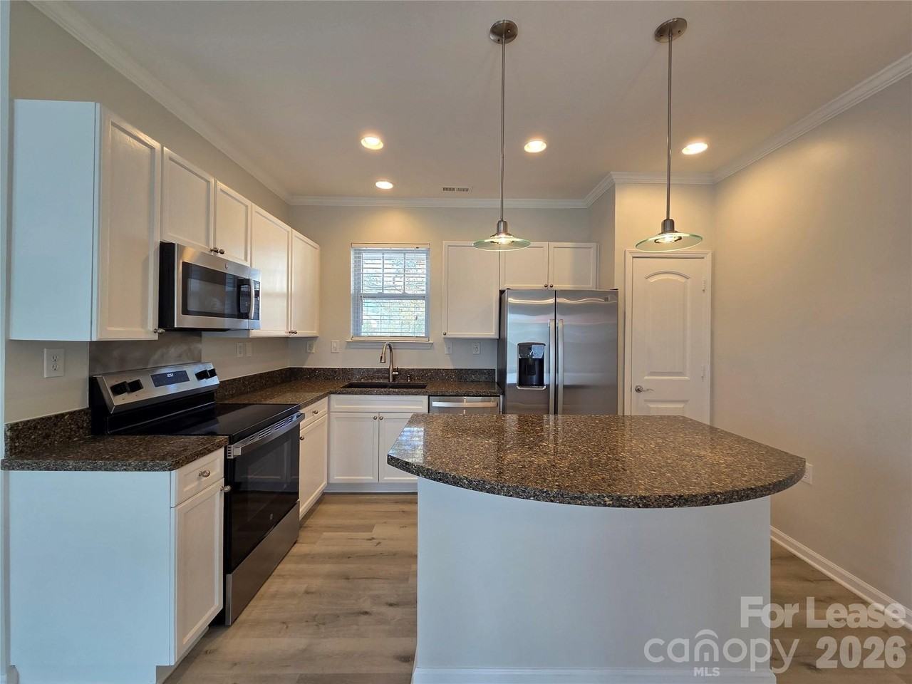 15437 Coventry Court Ln - Photo 7 of 28