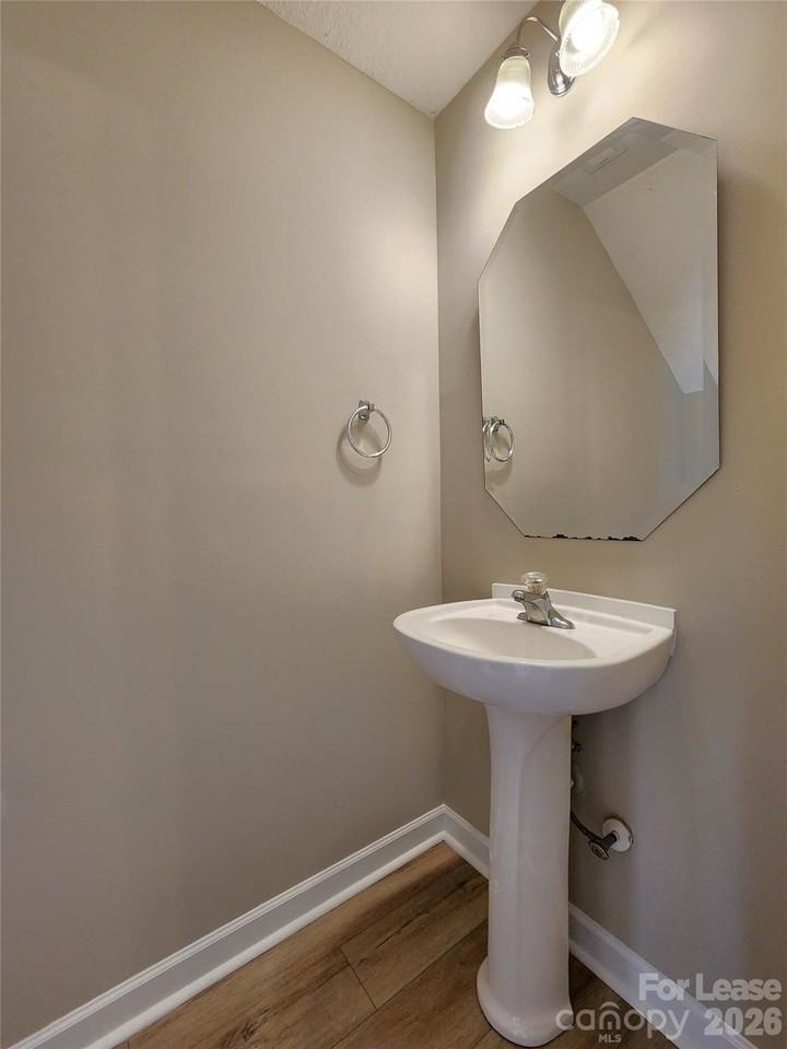 1445 Matthew Allen Cir - Photo 6 of 22