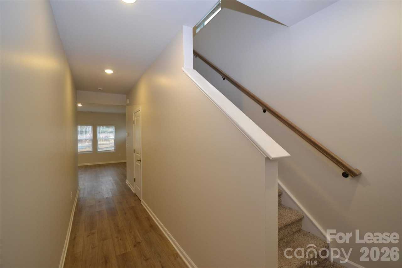 182 Guardian Gate Dr - Photo 3 of 25